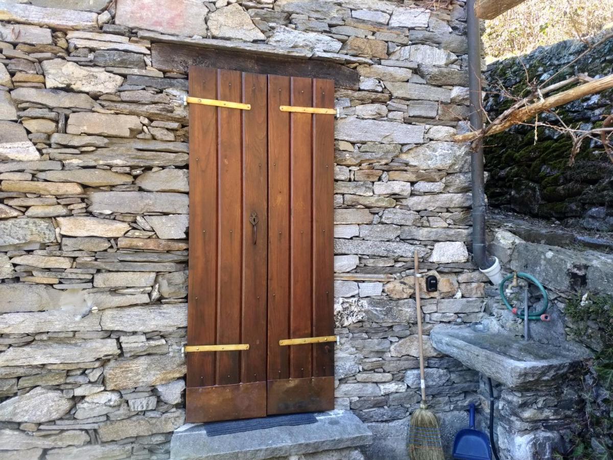 Вілла Rustico "Casa Di Sasso" Інтрагна Екстер'єр фото